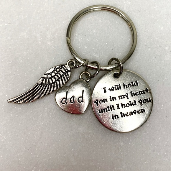 Accessories - Stainless Steel Memorial Dad Keychain with Heart and Wing Charms Memory Father